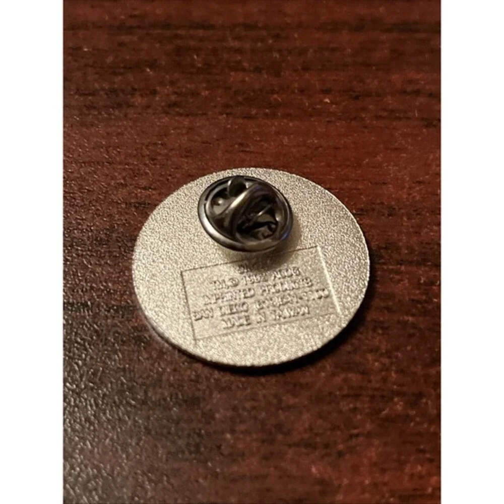 1996 Atlanta Olympics AT&T Phone Company Sponsor Silver-Tone Coin‎ Lapel Hat Pin